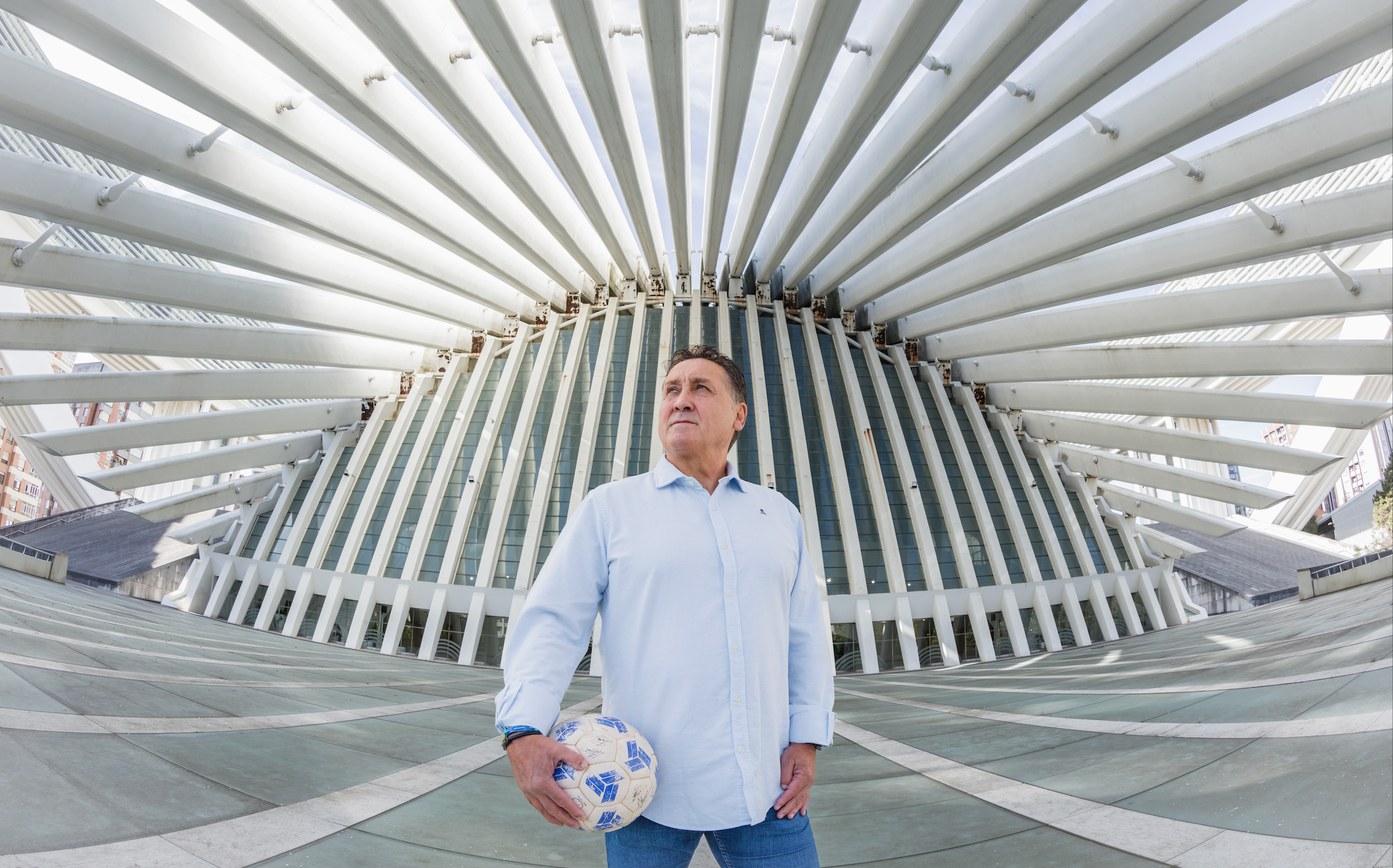 Carlos Muñoz: «Me pidieron que me hiciera una foto con el ACF y dije que no. No podía matar mi historia»