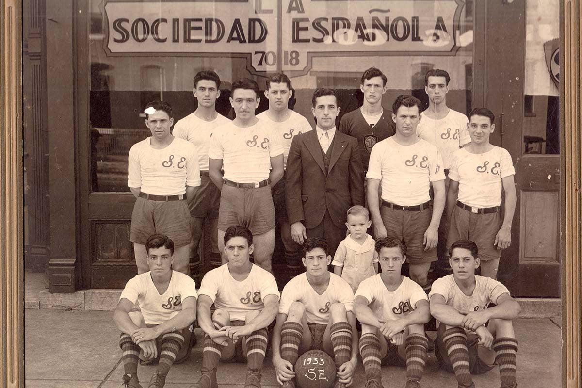 Ni frailes ni conquistadores, futbolistas españoles en USA