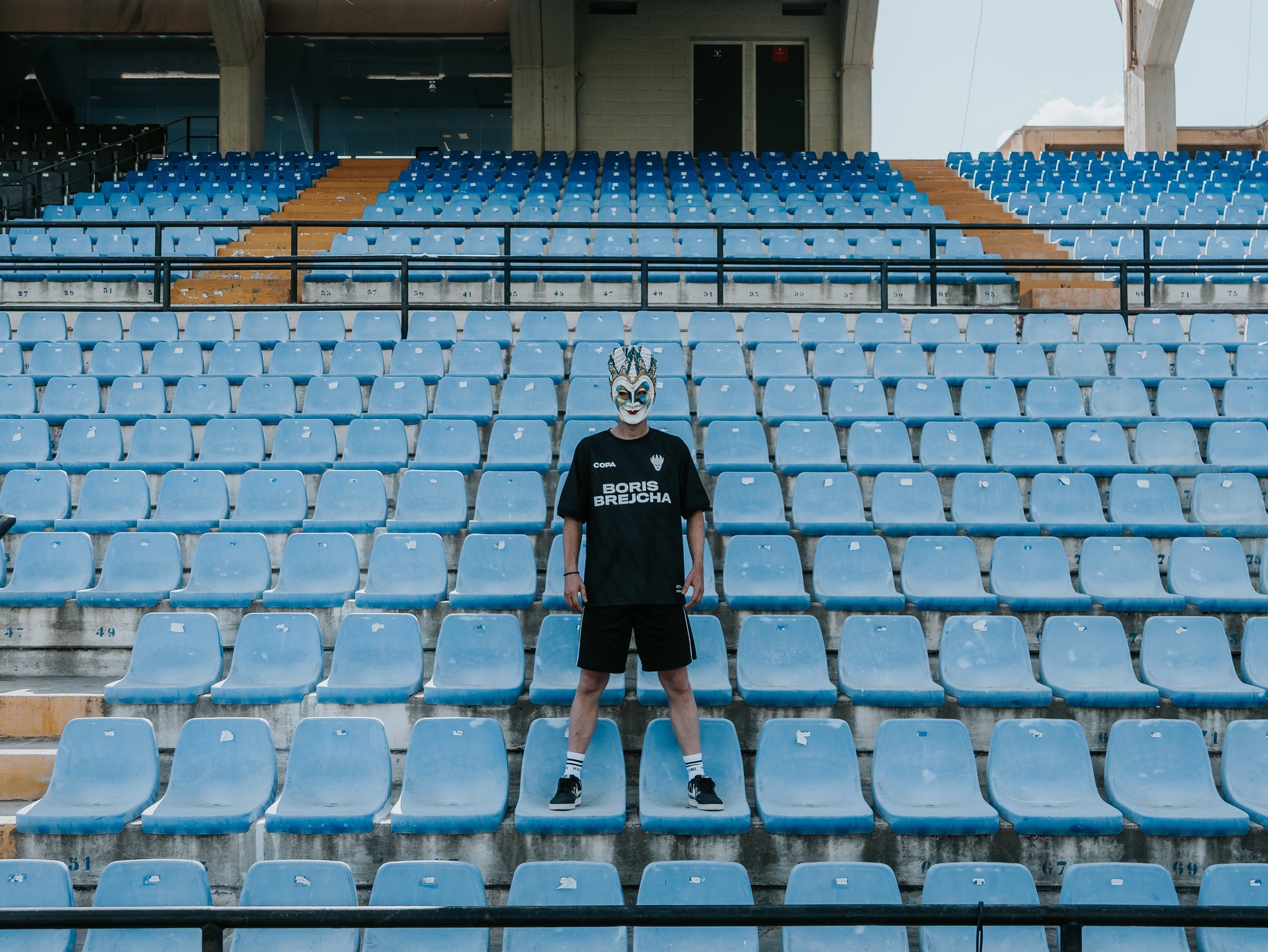 La camiseta 'Fckng Serious' de Boris Brejcha X COPA